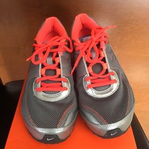 Women’s gym shoes